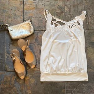 Arden B Off White top